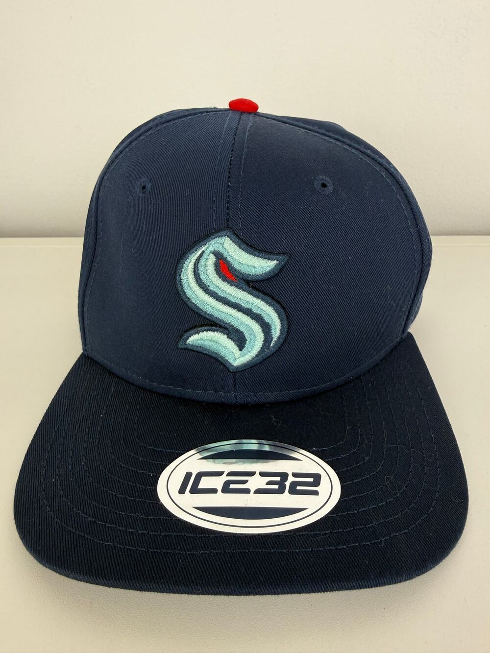 NWT ICE32 Mens NHL Hockey Seattle Kraken Snapback 100% Cotton Blue Baseball Cap